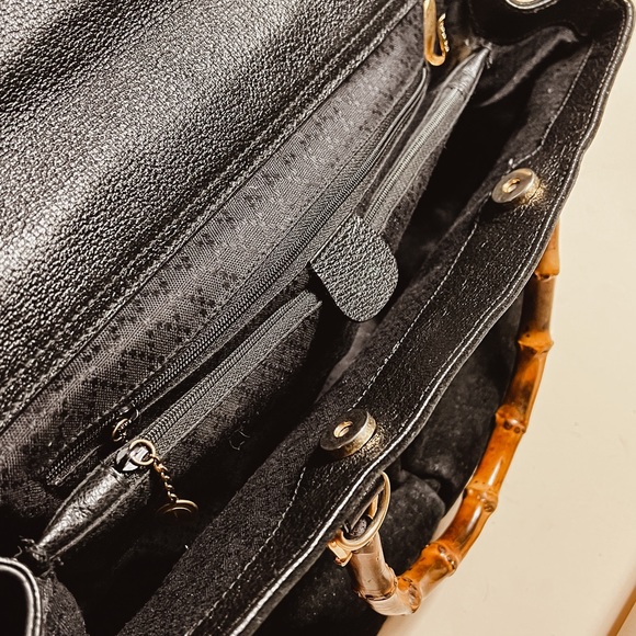 Vintage GUCCI Large Diana Bamboo Suede Bag - Picture 4 of 11